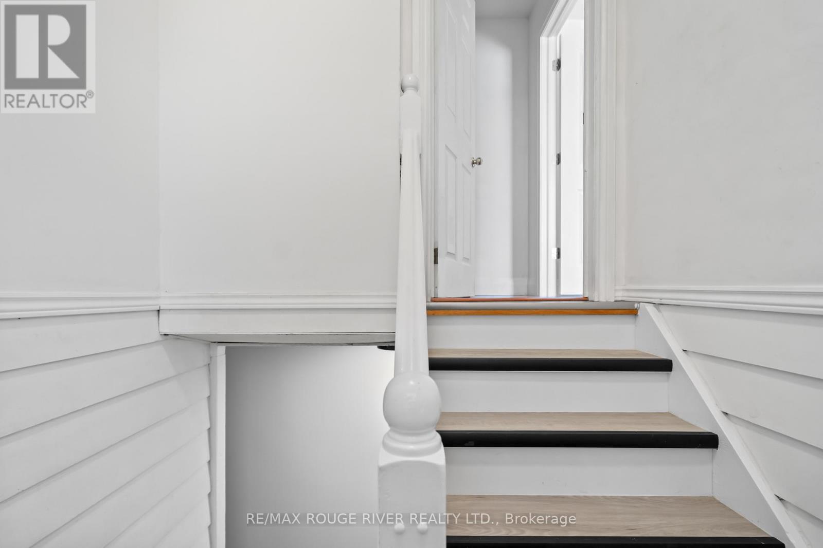 Main - 599 Otonabee Drive, Peterborough (Ashburnham Ward 4), ON - Indoor Photo Showing Other Room