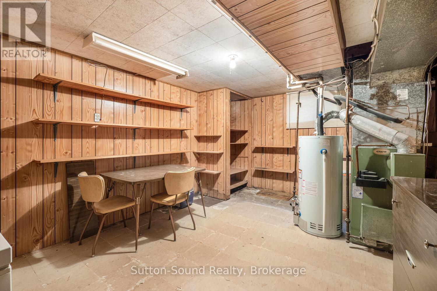 2220 5Th Avenue W, Owen Sound, ON - Indoor