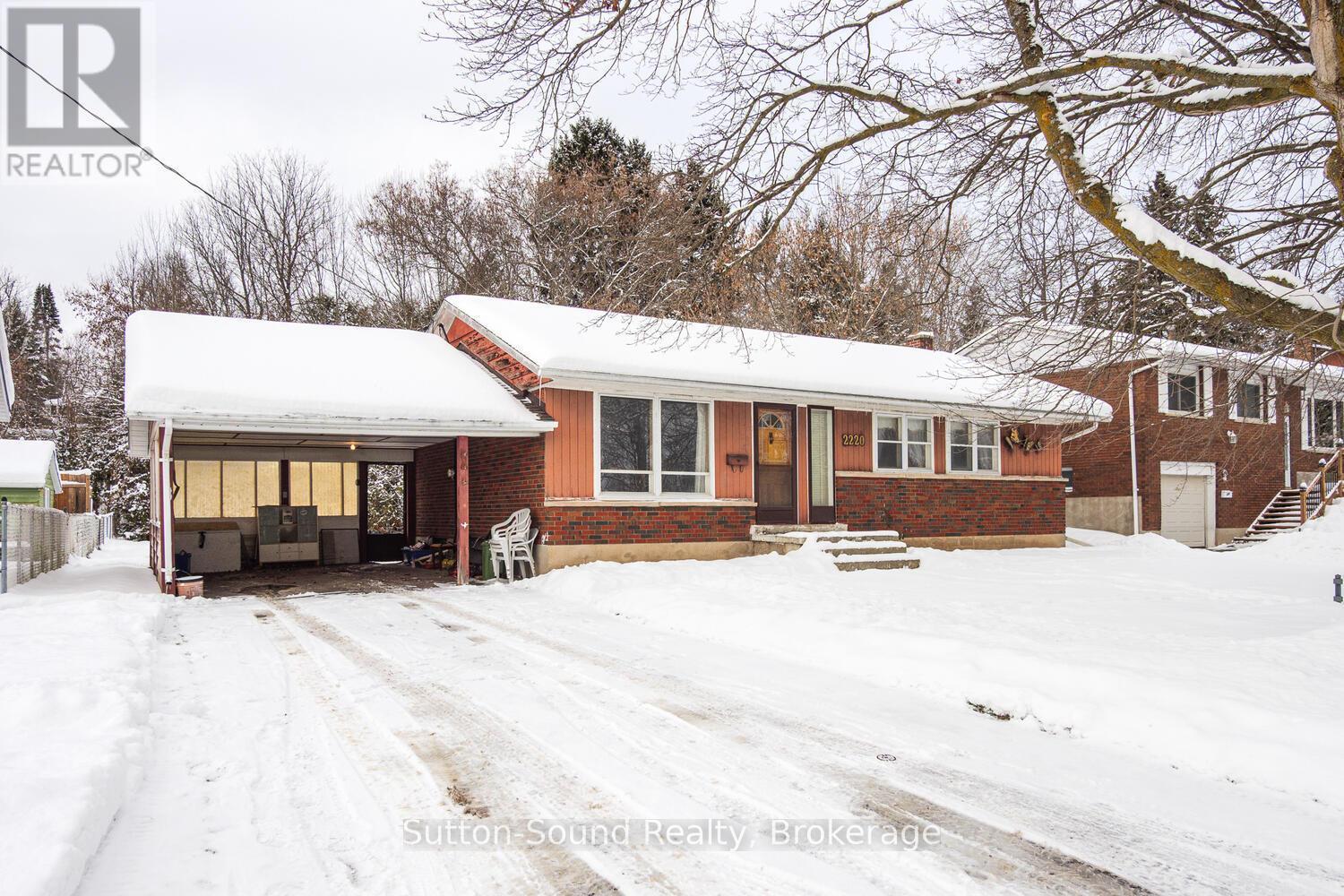 2220 5Th Avenue W, Owen Sound, ON - Outdoor
