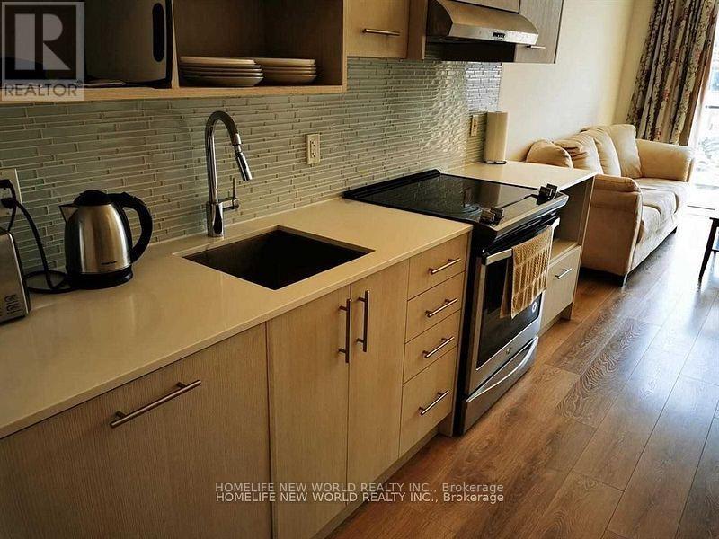 417 - 150 Fairview Mall Drive, Toronto, ON - Indoor Photo Showing Kitchen