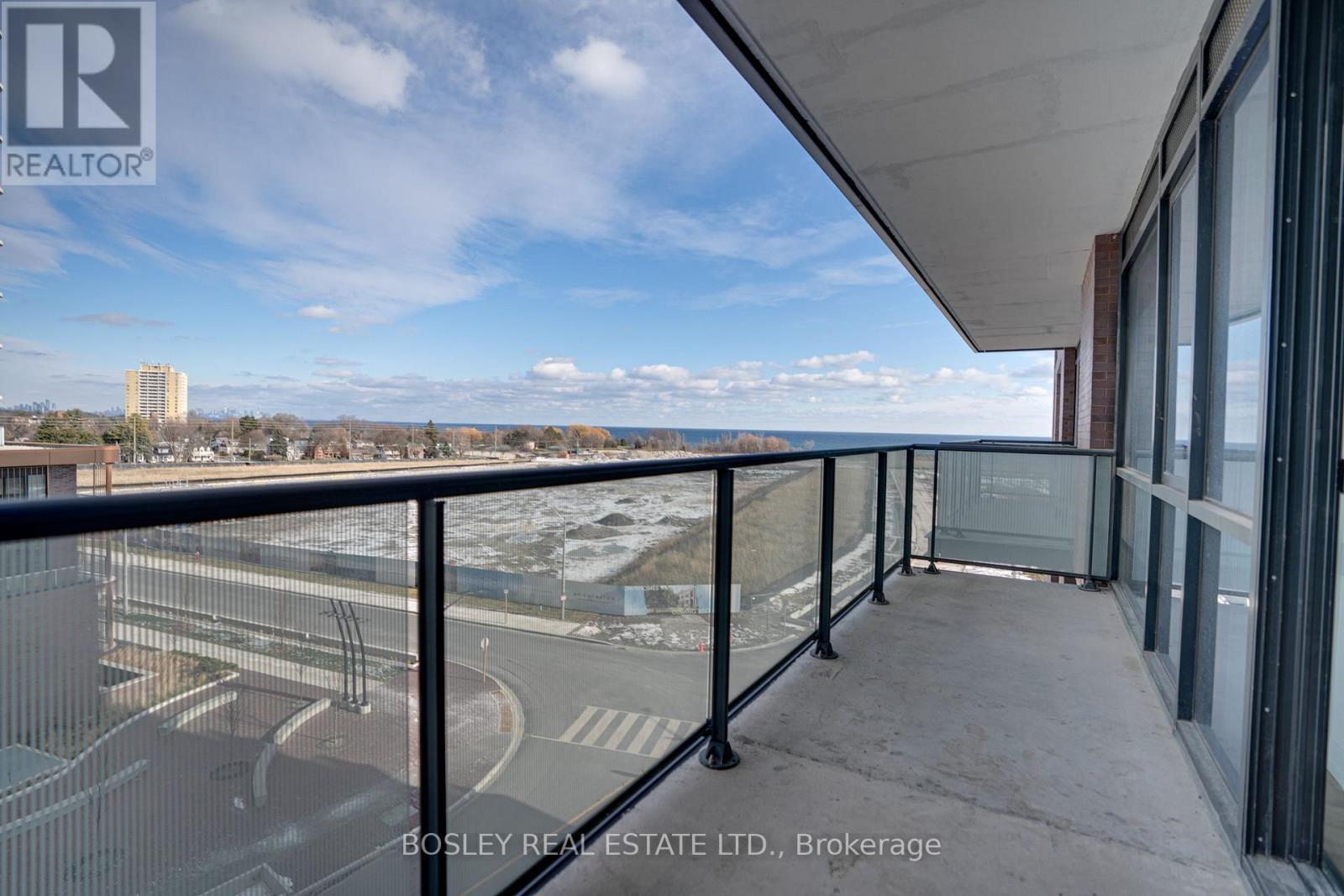 Oversized balcony - 414 - 251 Masonry Way, Mississauga, ON - Outdoor With Balcony With View With Exterior