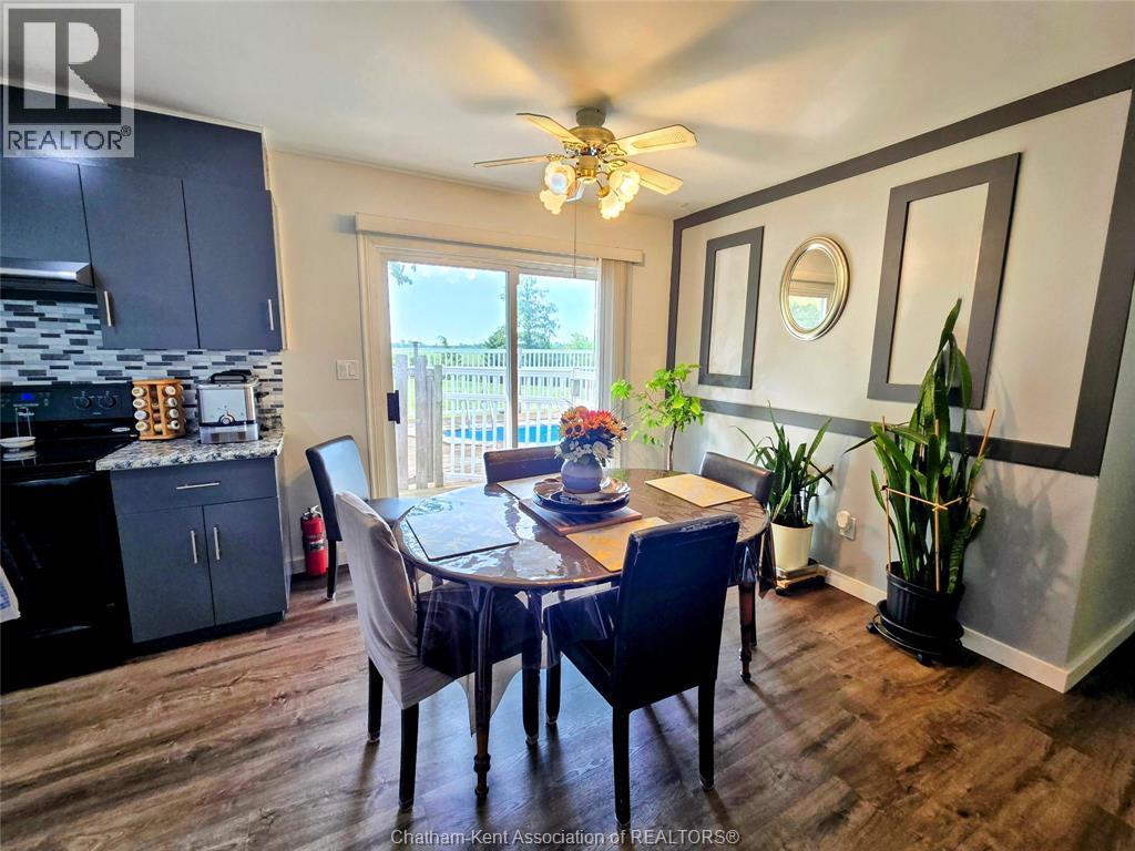 7098 Eighth Line, Raleigh Township, ON - Indoor Photo Showing Dining Room