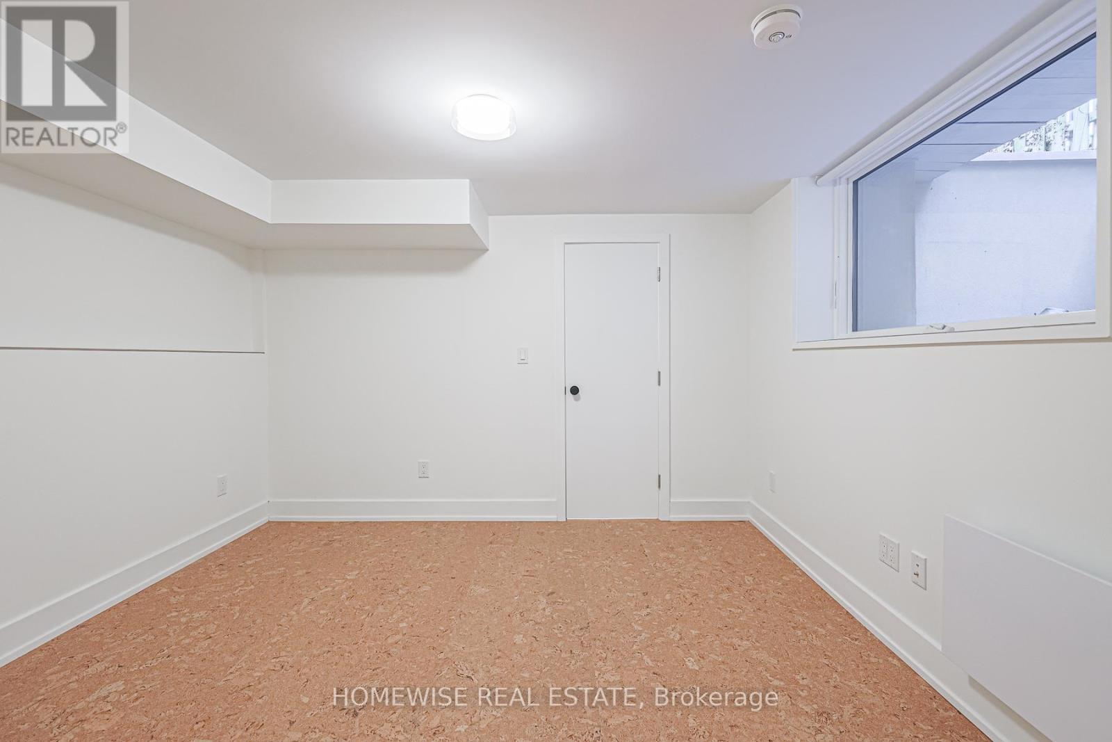 83 Clinton Street, Toronto, ON - Indoor Photo Showing Other Room