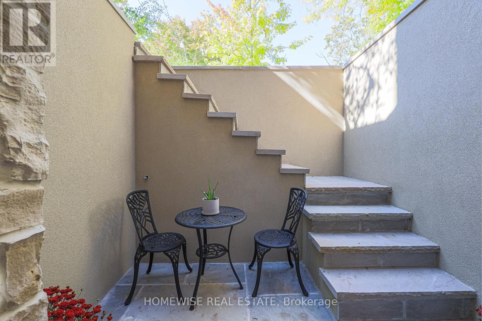 83 Clinton Street, Toronto, ON - Outdoor