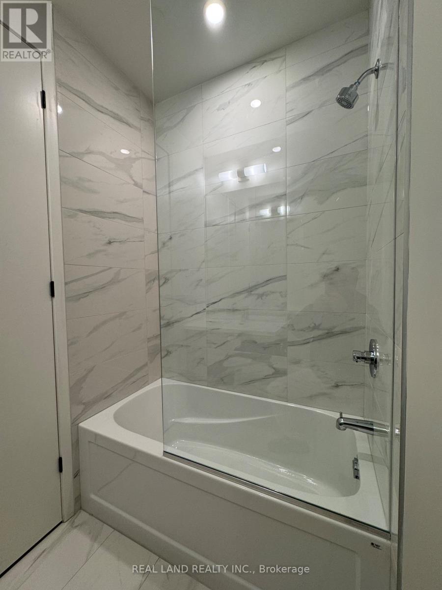 3603 - 8 Interchange Way, Vaughan, ON