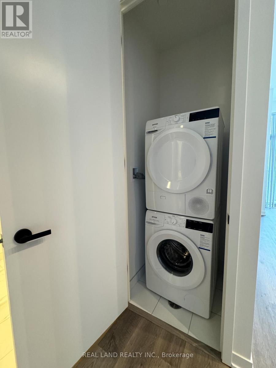 3603 - 8 Interchange Way, Vaughan, ON