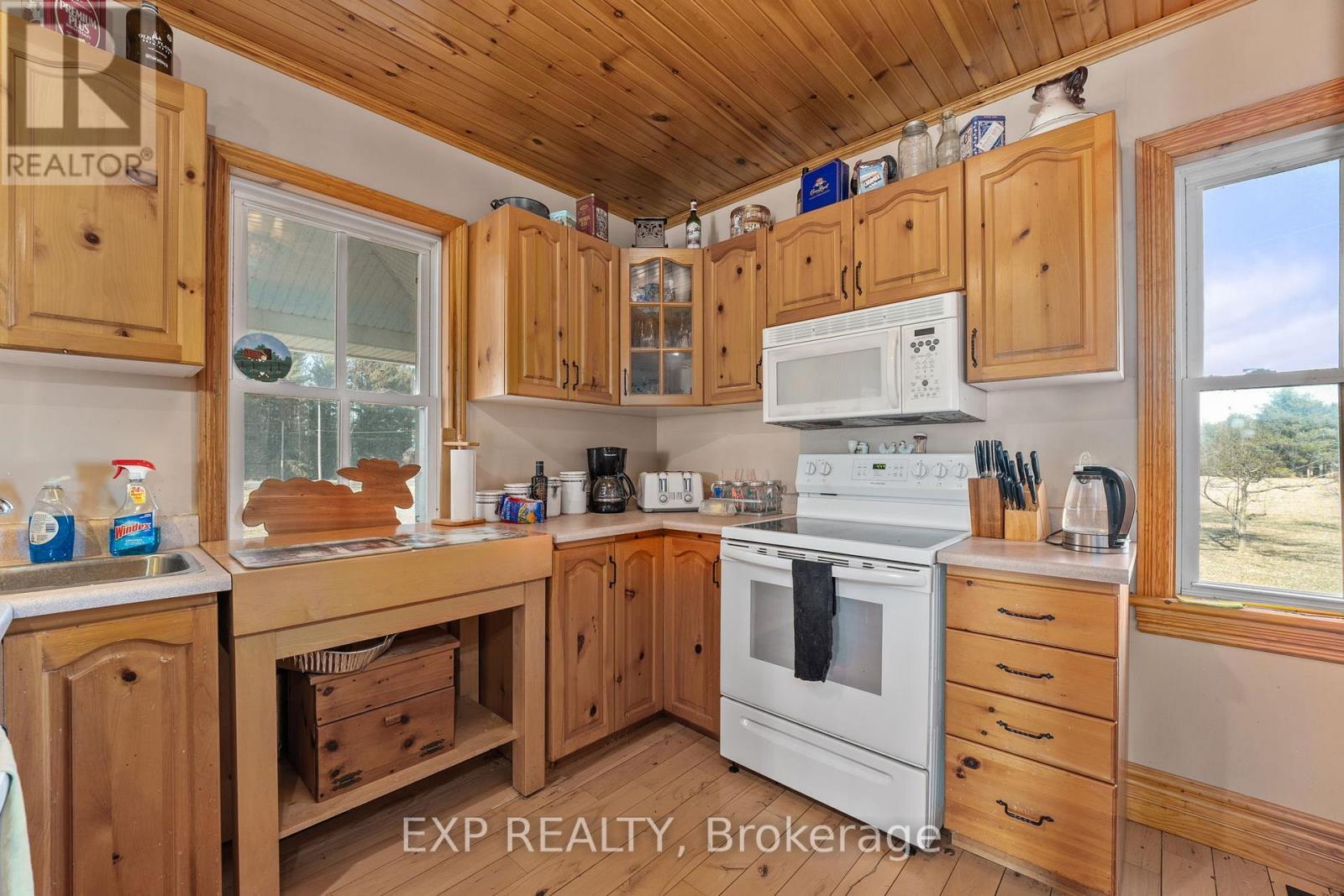 8923 Morning Glory Road, Georgina, ON