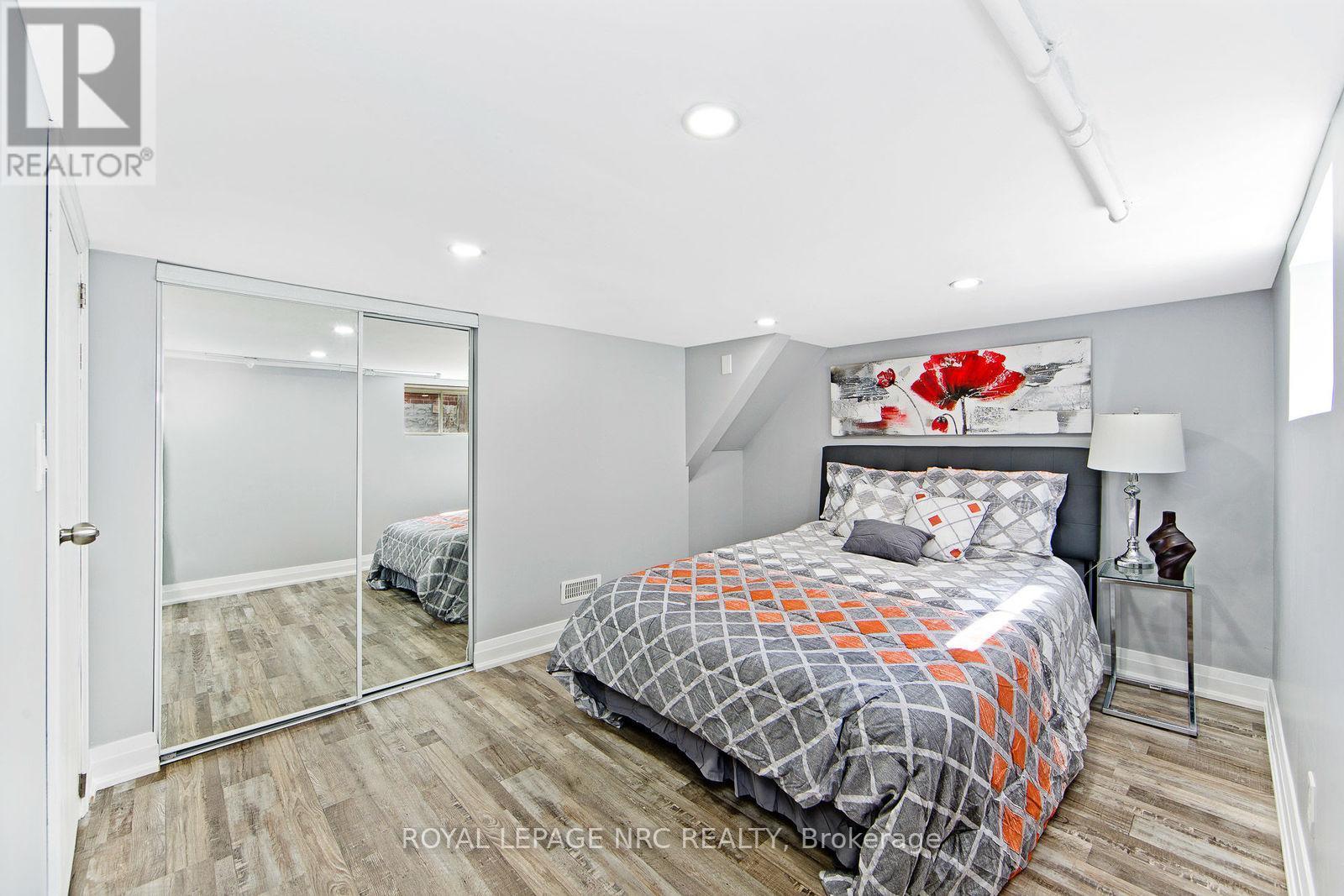 4434 Second Avenue, Niagara Falls (Downtown), ON - Indoor Photo Showing Bedroom