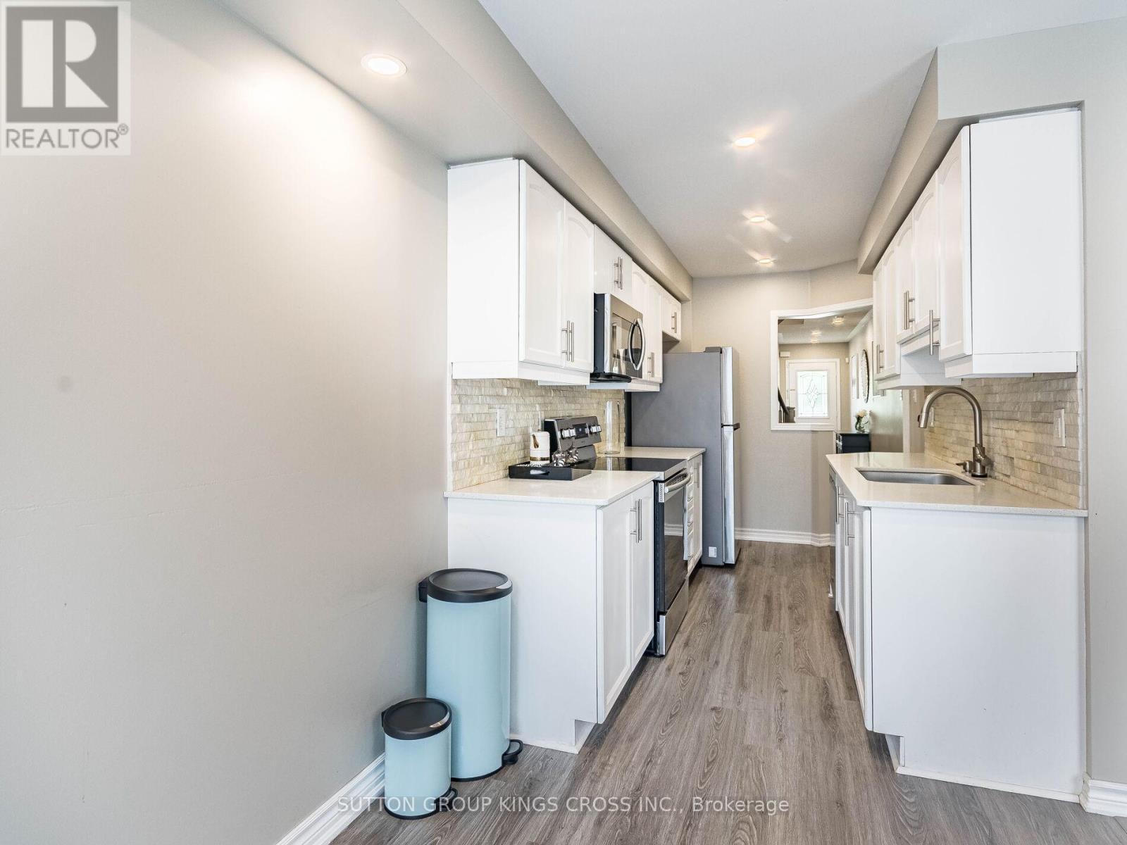 12 - 6399 Spinnaker Circle, Mississauga, ON - Indoor Photo Showing Kitchen