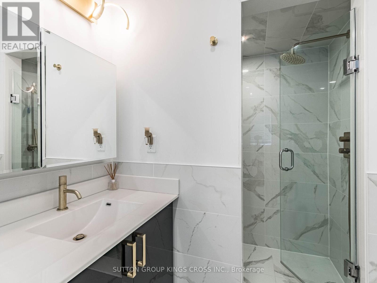 12 - 6399 Spinnaker Circle, Mississauga, ON - Indoor Photo Showing Bathroom