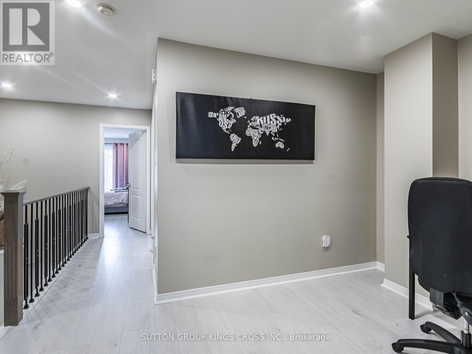 12 - 6399 Spinnaker Circle, Mississauga, ON - Indoor