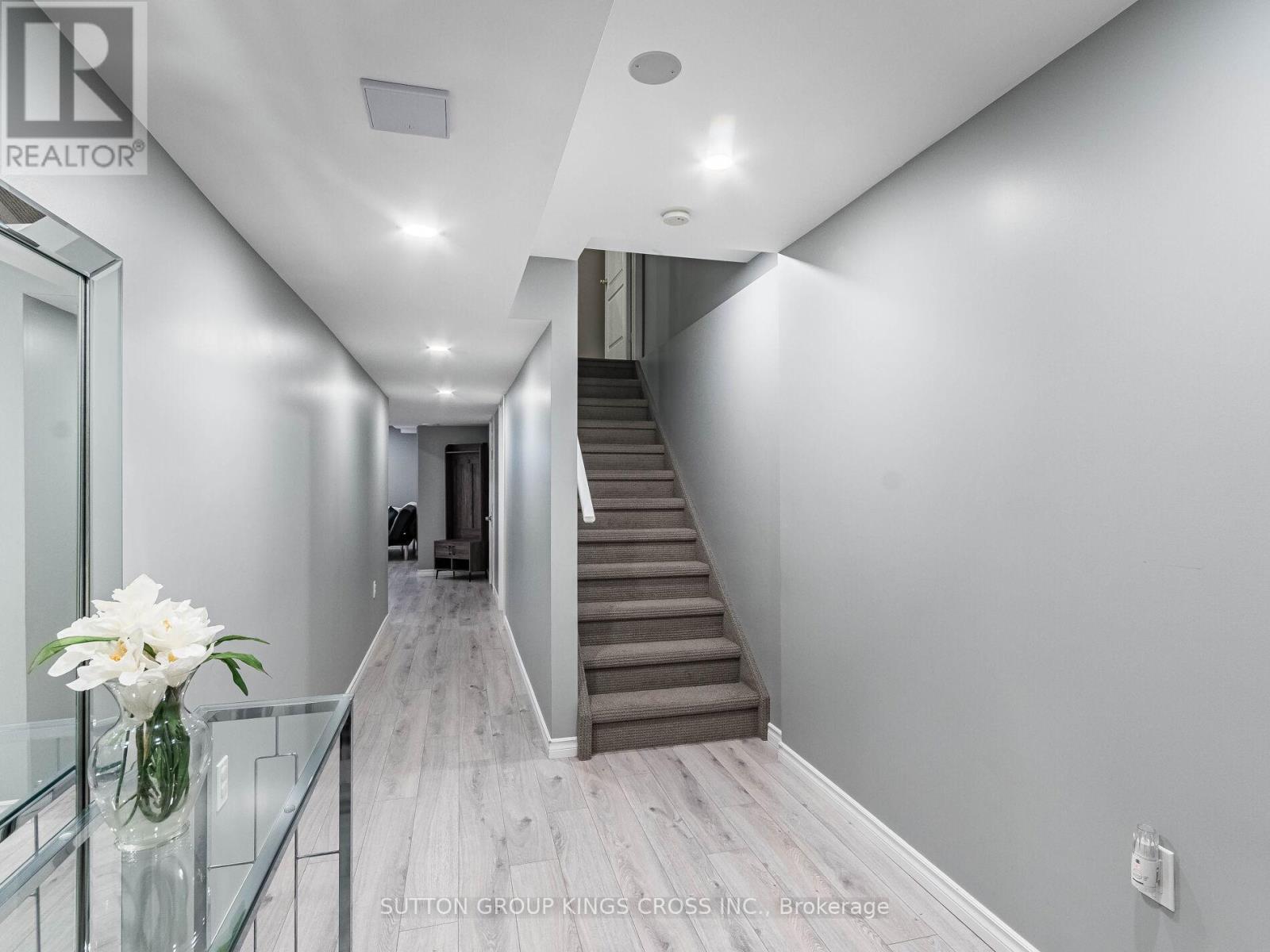 12 - 6399 Spinnaker Circle, Mississauga, ON - Indoor Photo Showing Other Room