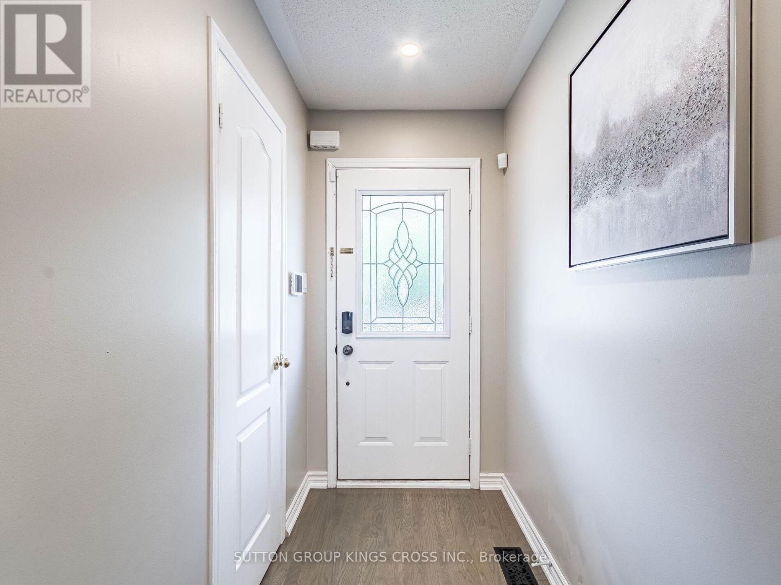12 - 6399 Spinnaker Circle, Mississauga, ON - Indoor Photo Showing Other Room
