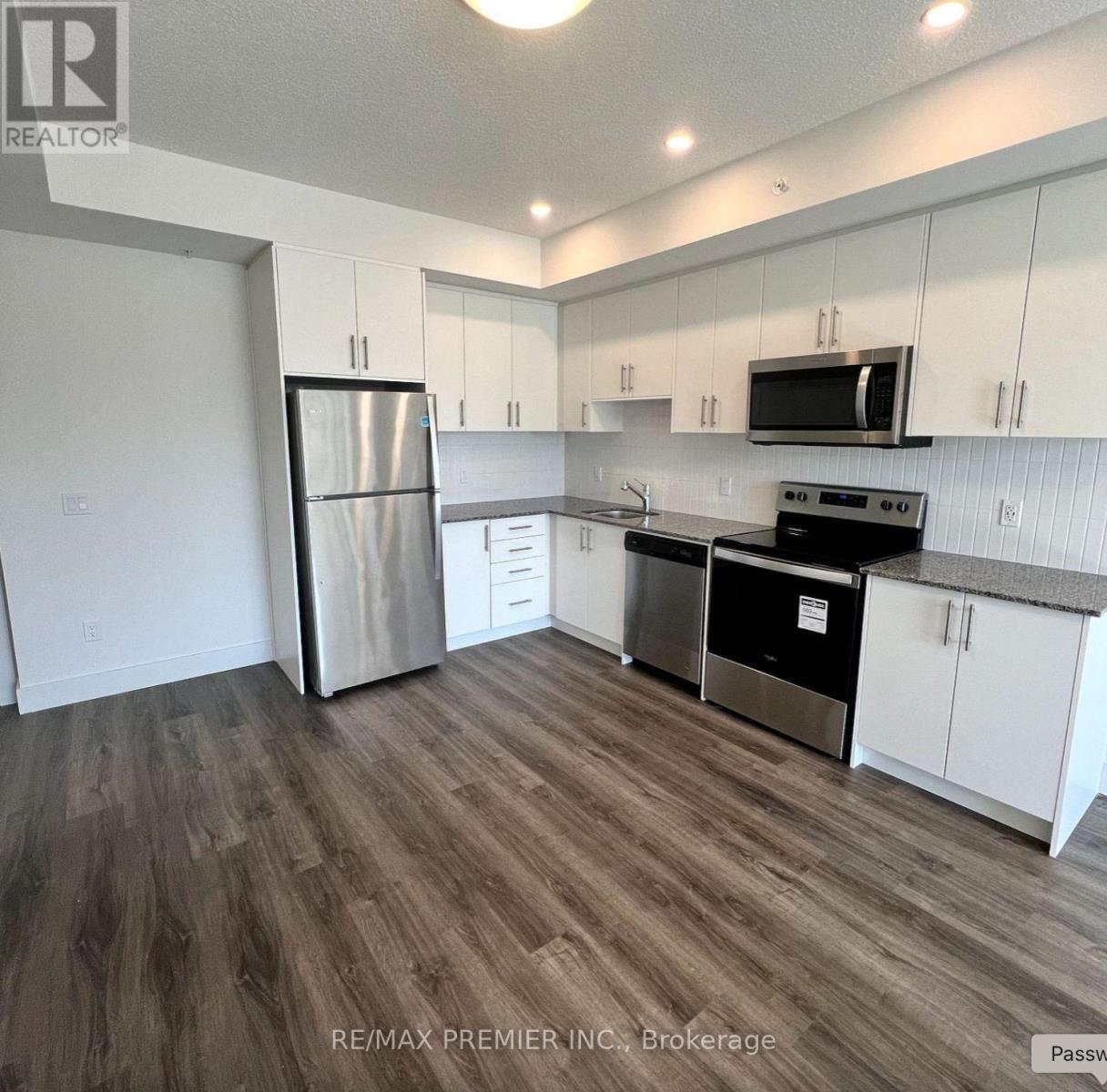 606 - 107 Roger Street, Waterloo, ON - Indoor Photo Showing Kitchen With Stainless Steel Kitchen
