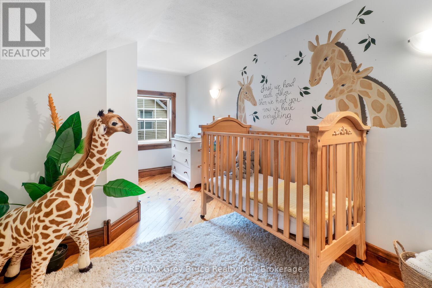 13 King Street, Brockton, ON - Indoor Photo Showing Other Room