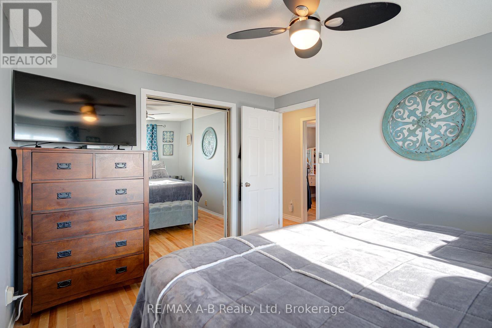 231 Whitelock Street, Stratford, ON - Indoor Photo Showing Bedroom