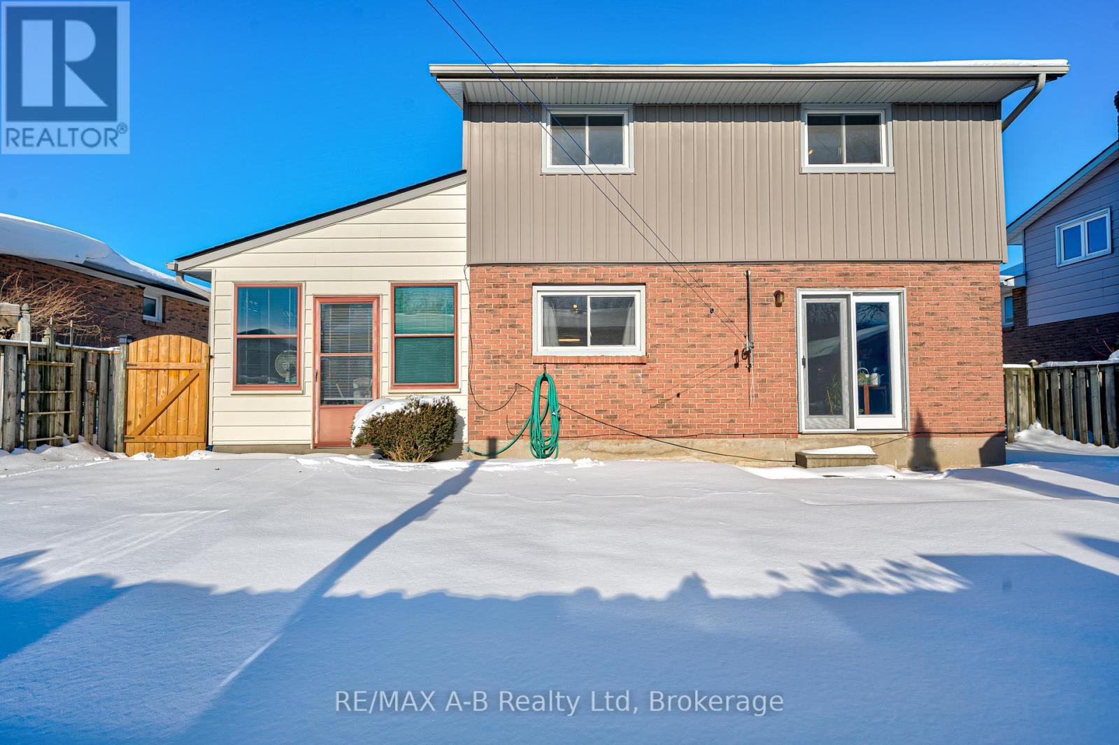 231 Whitelock Street, Stratford, ON - Outdoor