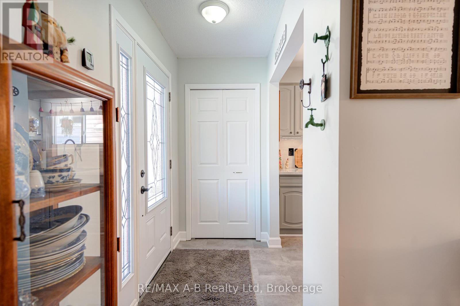 231 Whitelock Street, Stratford, ON - Indoor Photo Showing Other Room