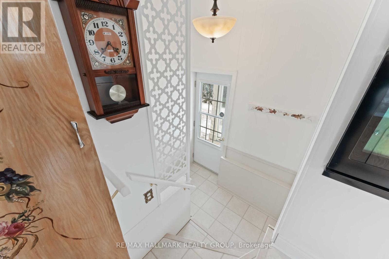 3654 Navan Road, Ottawa, ON - Indoor