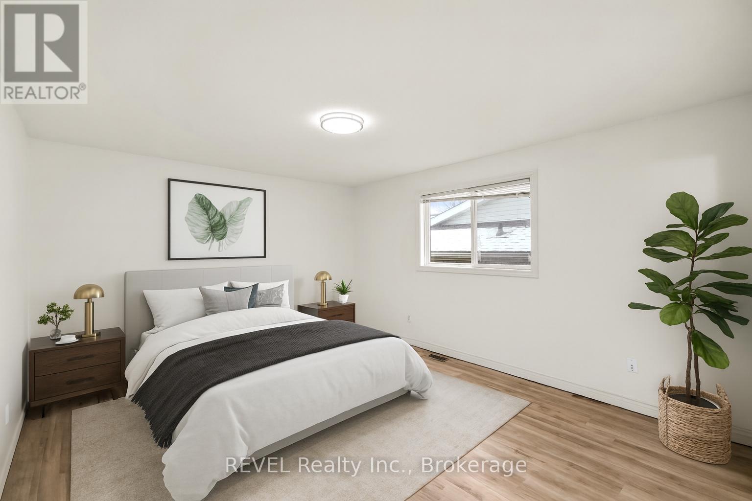 8172 Harvest Crescent, Niagara Falls (Ascot), ON - Indoor Photo Showing Bedroom