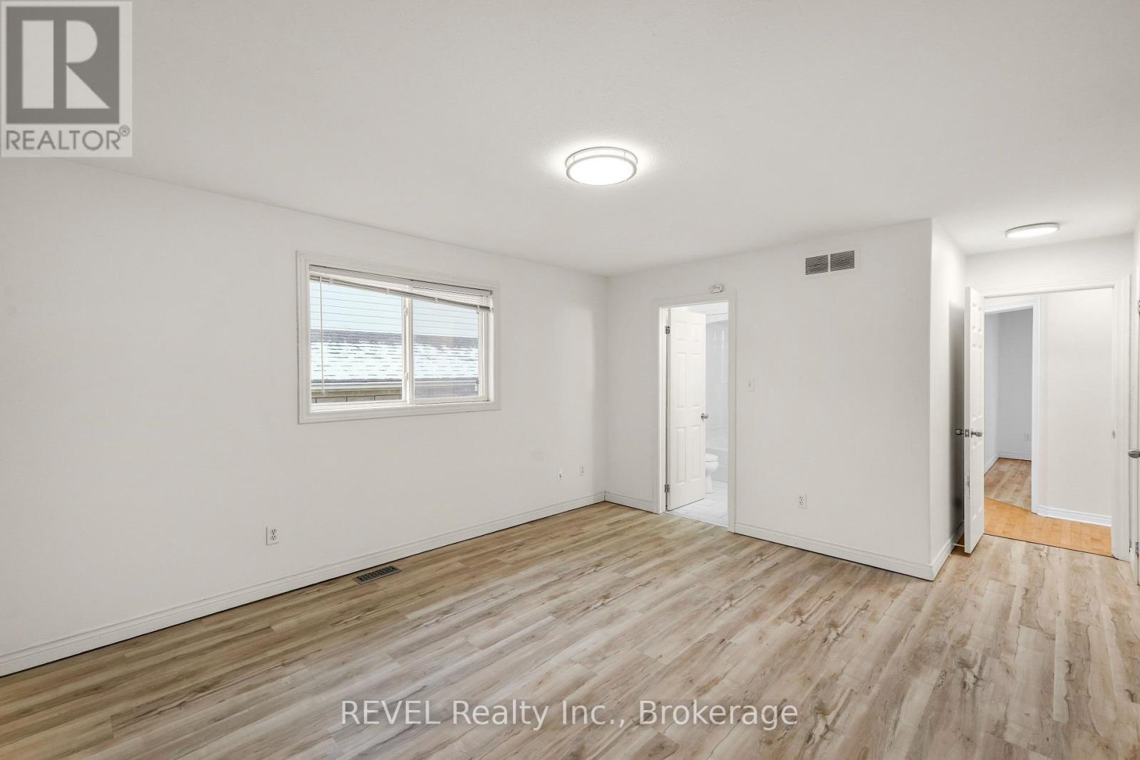 8172 Harvest Crescent, Niagara Falls (Ascot), ON - Indoor Photo Showing Other Room