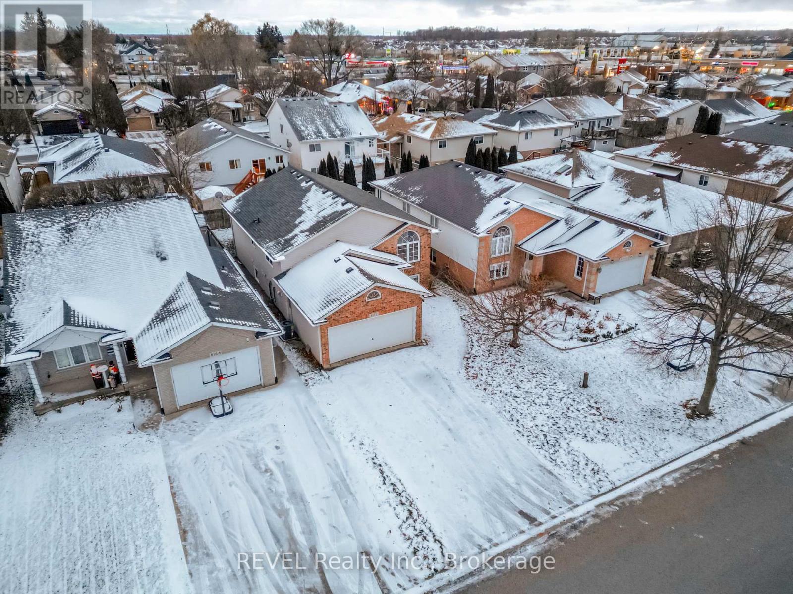 8172 Harvest Crescent, Niagara Falls (Ascot), ON - Outdoor With View