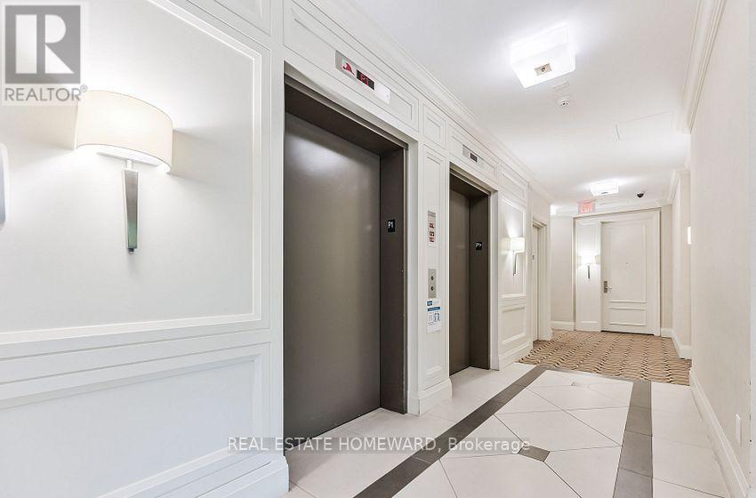 Easy to get to this suite from parking and lobby. - 206 - 10 Bloorview Place, Toronto, ON - Indoor Photo Showing Other Room