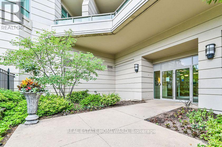 Second lobby for easy access - 206 - 10 Bloorview Place, Toronto, ON - Outdoor With Balcony With Exterior