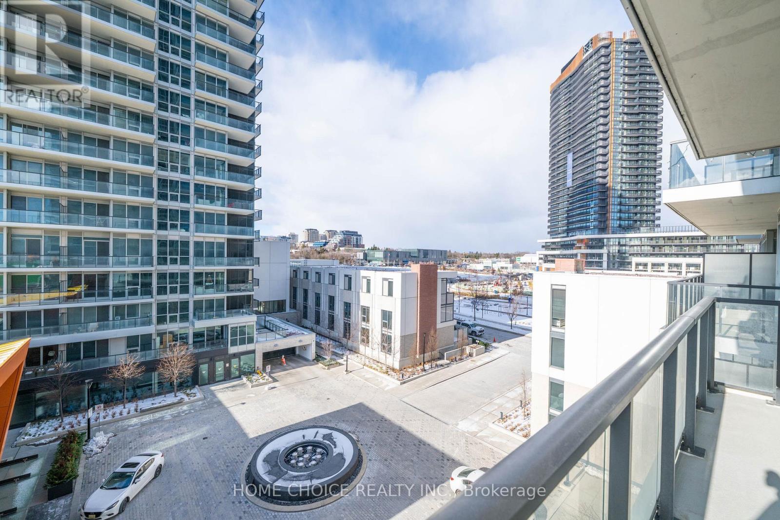 606 - 95 Mcmahon Drive, Toronto, ON - Outdoor