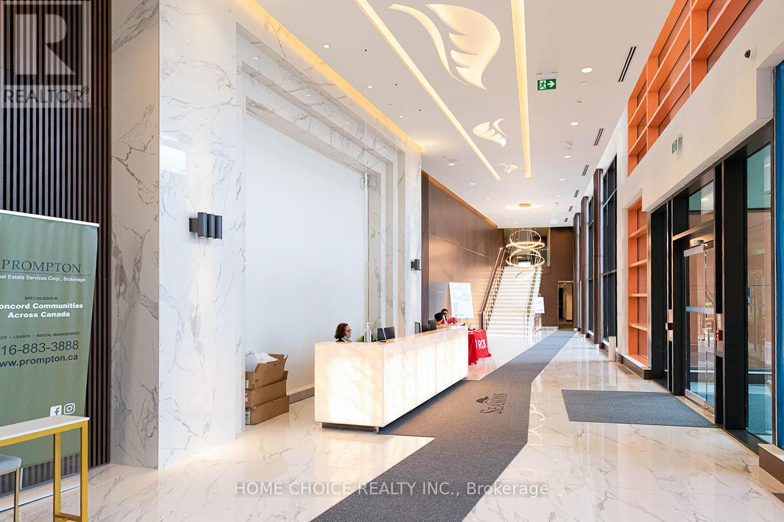 606 - 95 Mcmahon Drive, Toronto, ON - Indoor Photo Showing Other Room