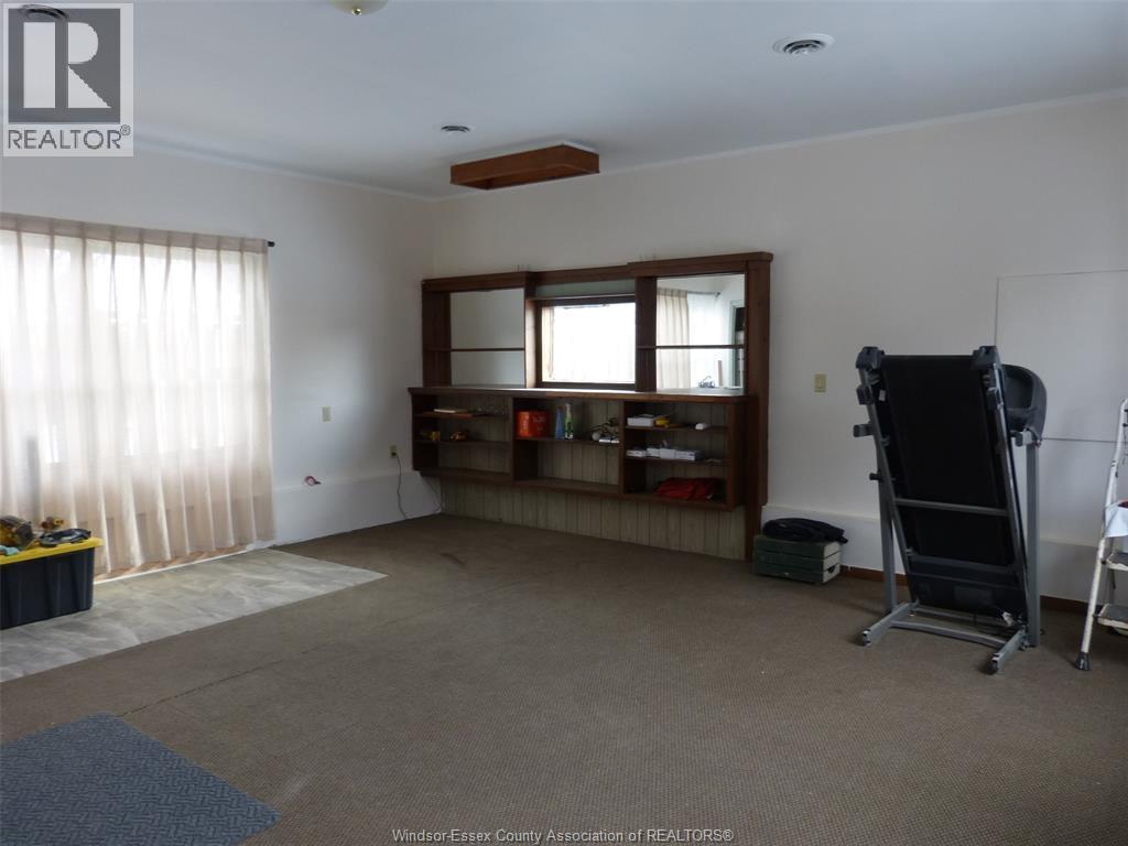 2410 Fox Run, Leamington, ON - Indoor