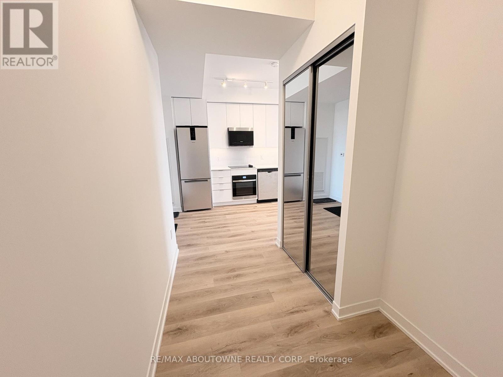 706 - 474 Caldari Road, Vaughan, ON - Indoor