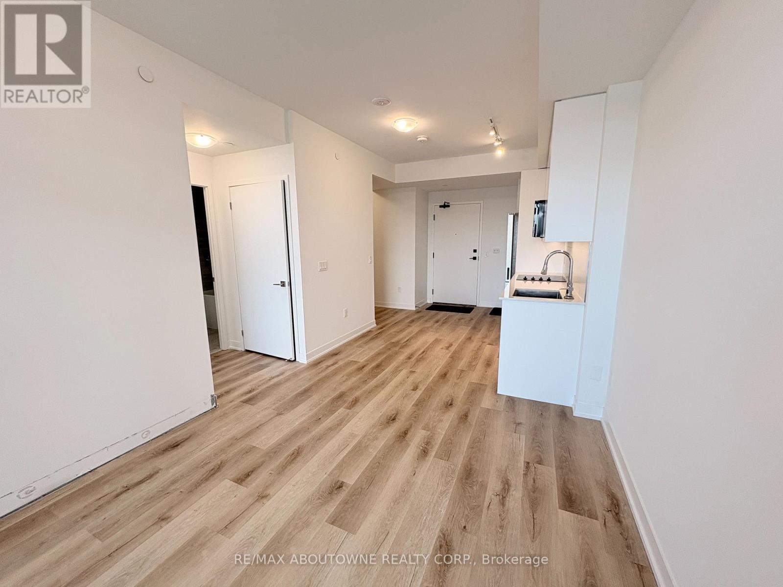 706 - 474 Caldari Road, Vaughan, ON - Indoor Photo Showing Other Room