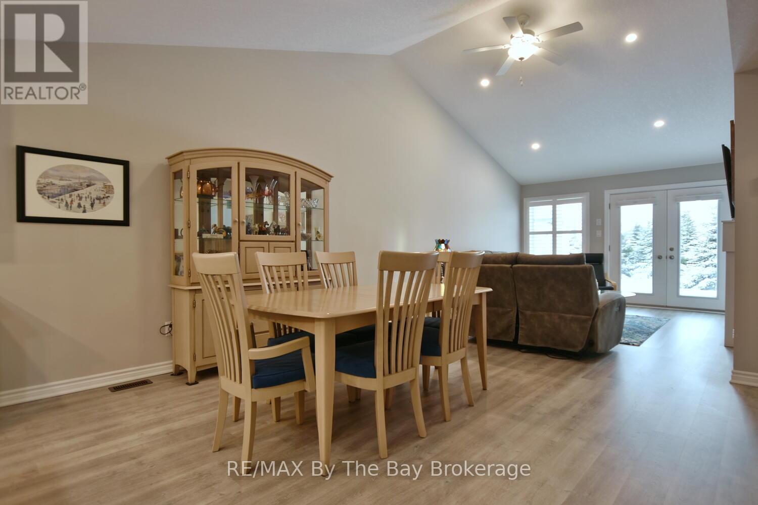 Dining Area with Views of the Living Room - 30 Ivy Crescent, Wasaga Beach, ON - Indoor Photo Showing Dining Room