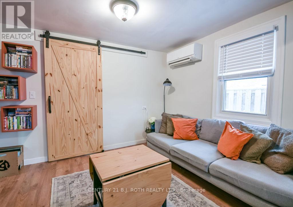 9920 County 10 Road, Clearview, ON - Indoor