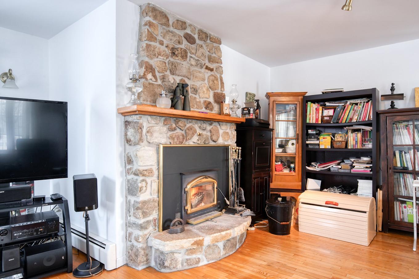 Other - 467 Route 133, Pike River, QC - Indoor With Fireplace
