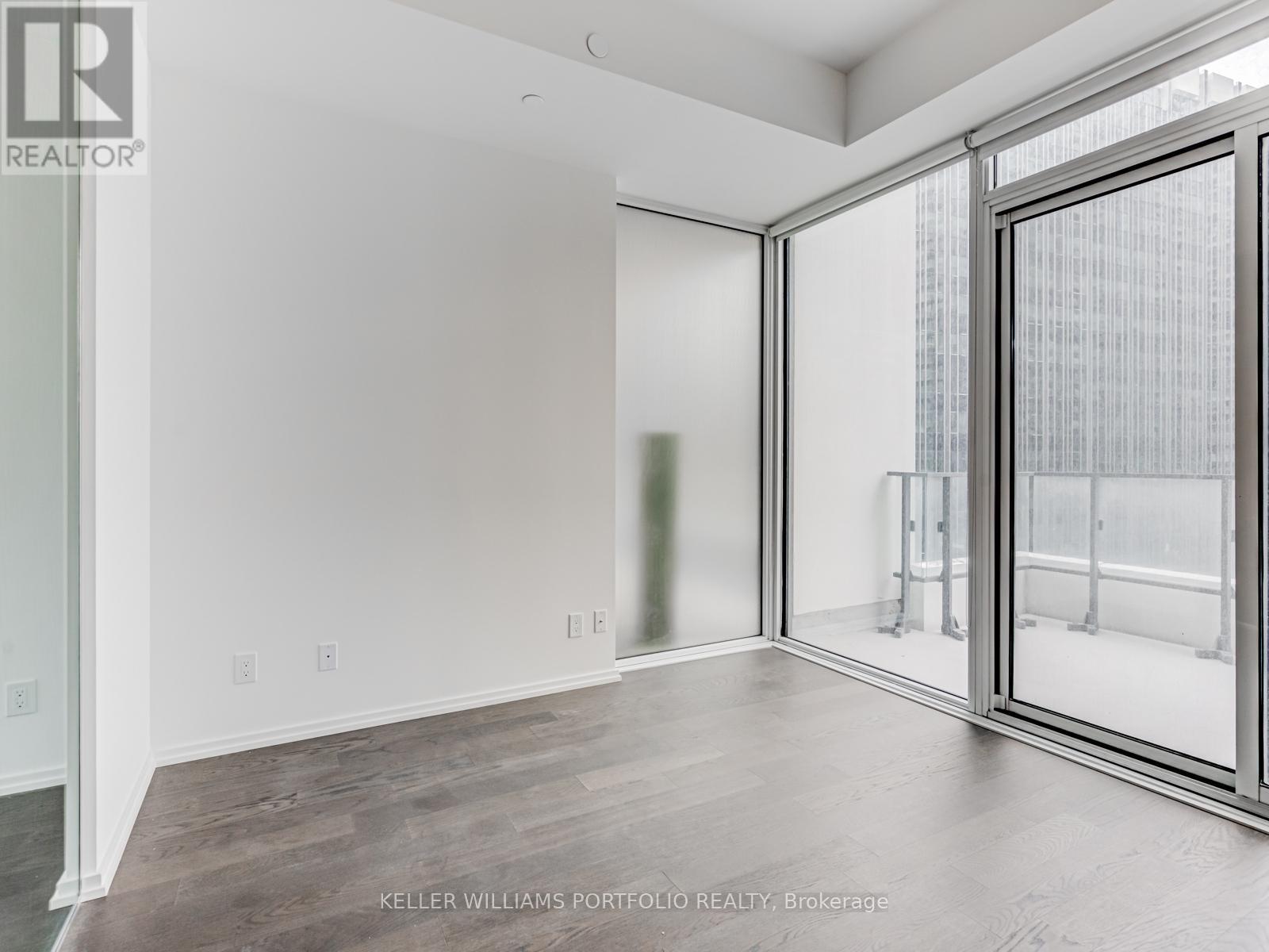 1013 - 5 Soudan Avenue, Toronto, ON - Indoor Photo Showing Other Room