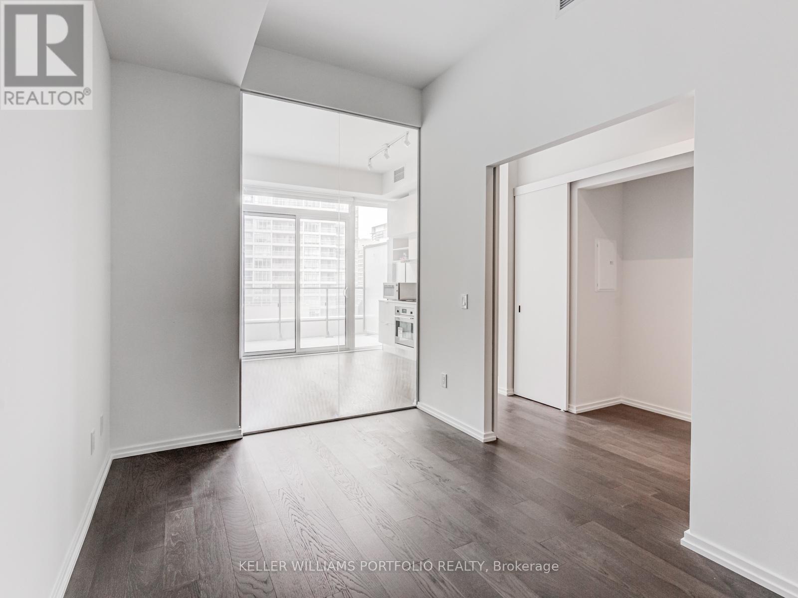 1013 - 5 Soudan Avenue, Toronto, ON - Indoor Photo Showing Other Room