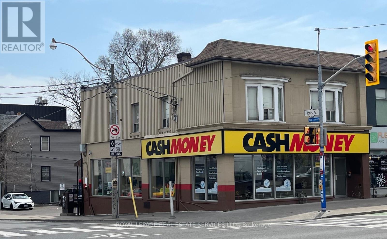 2Nd Floor - 851 Danforth Avenue, Toronto, ON