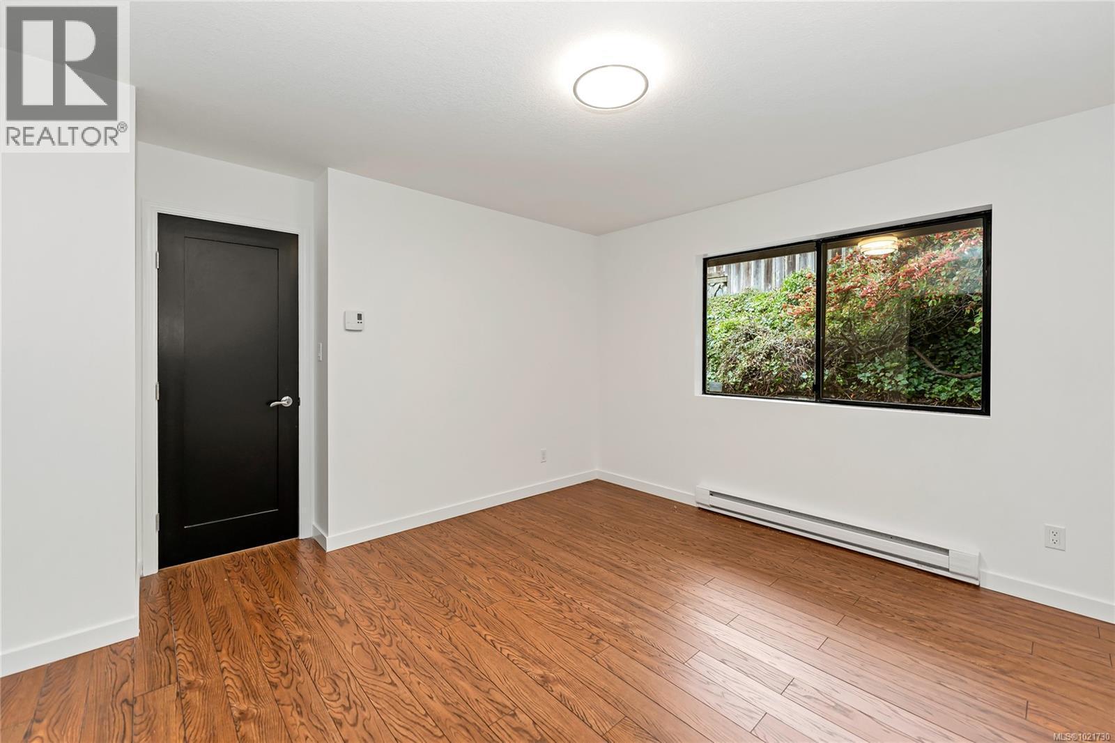 5198 Beckton Rd, Saanich, BC - Indoor Photo Showing Other Room