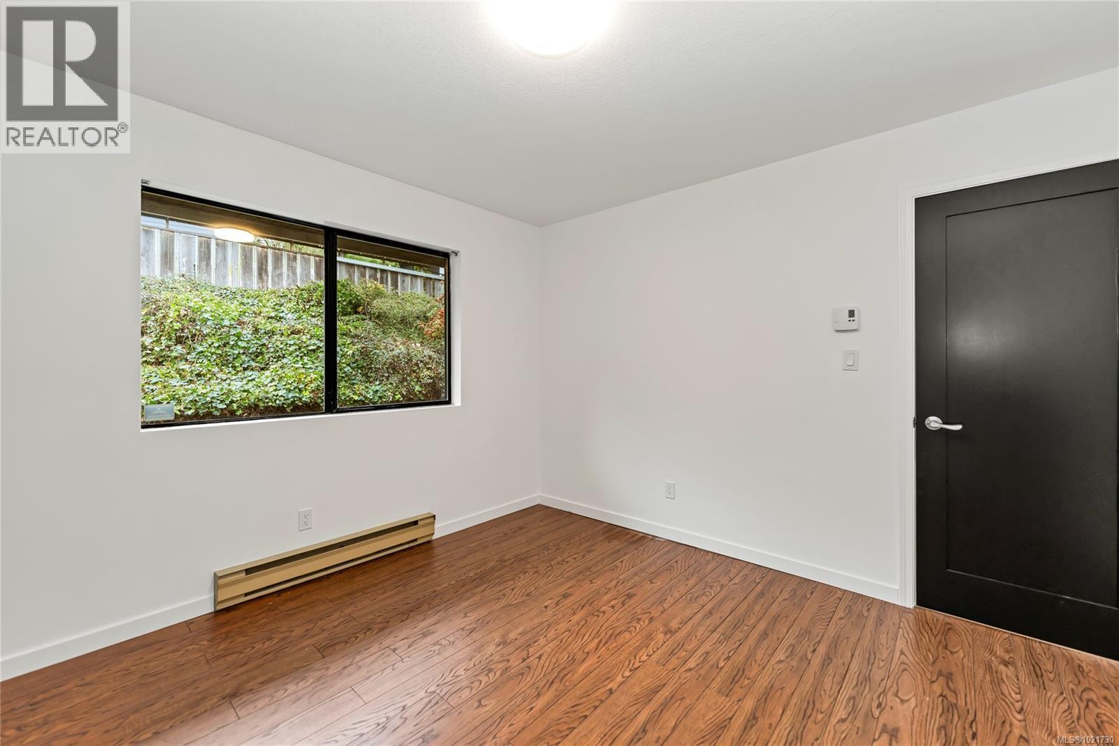 5198 Beckton Rd, Saanich, BC - Indoor Photo Showing Other Room