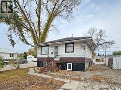 1066 Montgomery STREET Moose Jaw, SK S6H 2X1