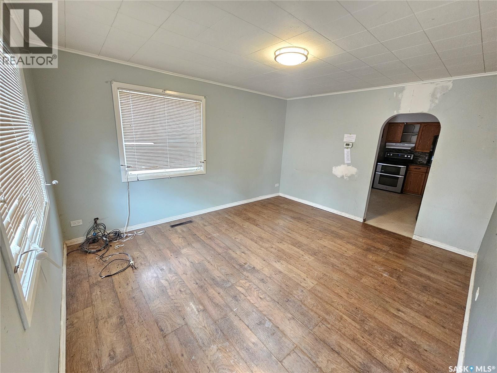 1066 Montgomery Street, Moose Jaw, SK - Indoor Photo Showing Other Room