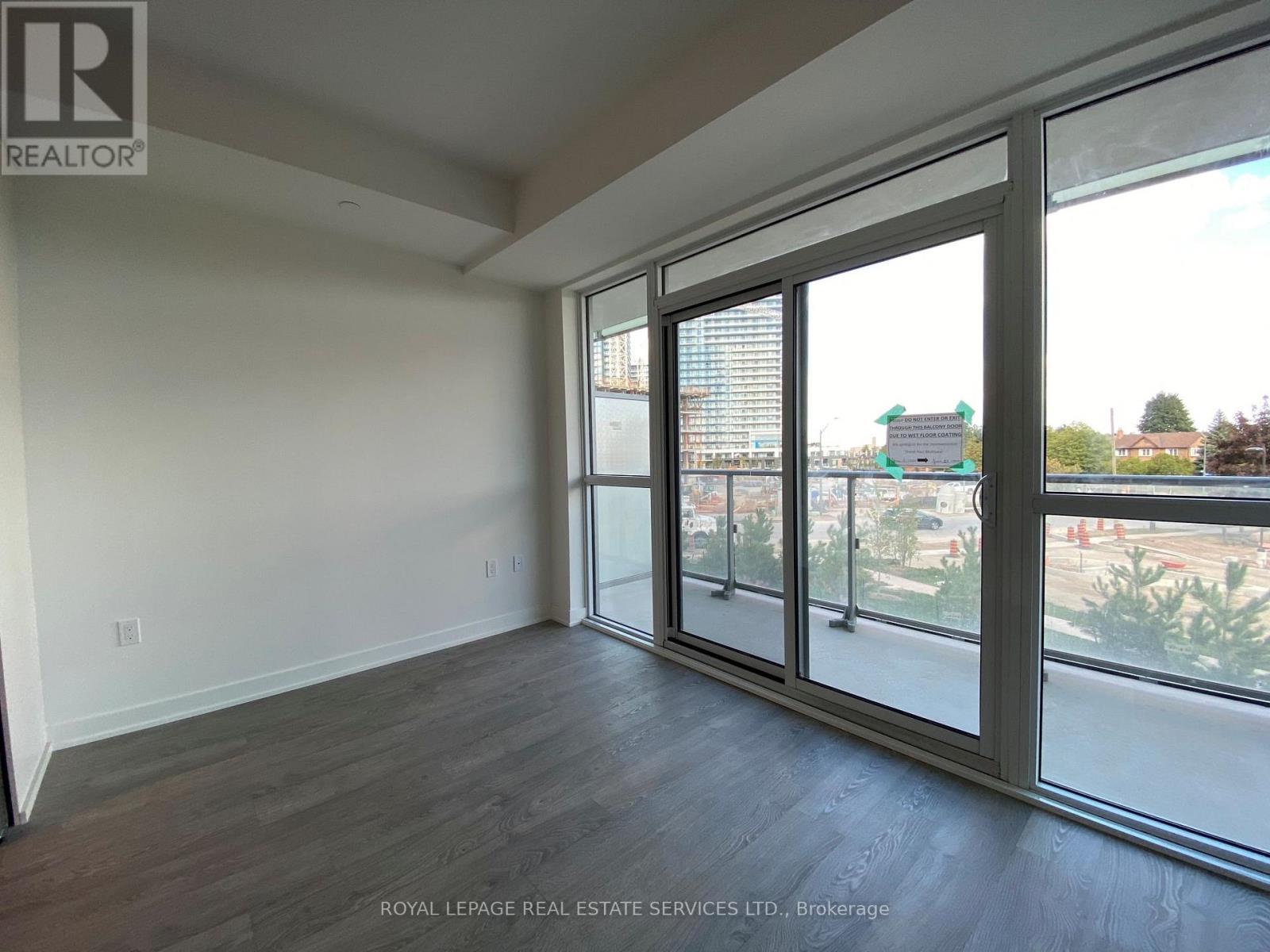 203 - 4699 Glen Erin Drive, Mississauga, ON - Indoor Photo Showing Other Room