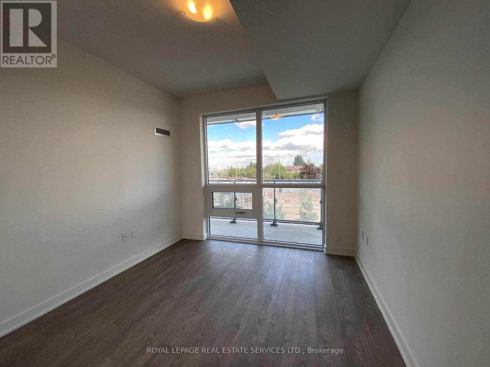 203 - 4699 Glen Erin Drive, Mississauga, ON - Indoor Photo Showing Other Room