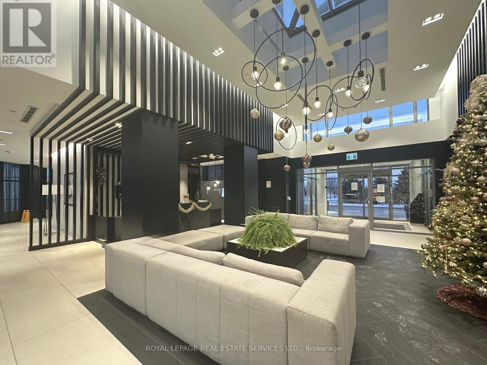 203 - 4699 Glen Erin Drive, Mississauga, ON - Indoor Photo Showing Other Room