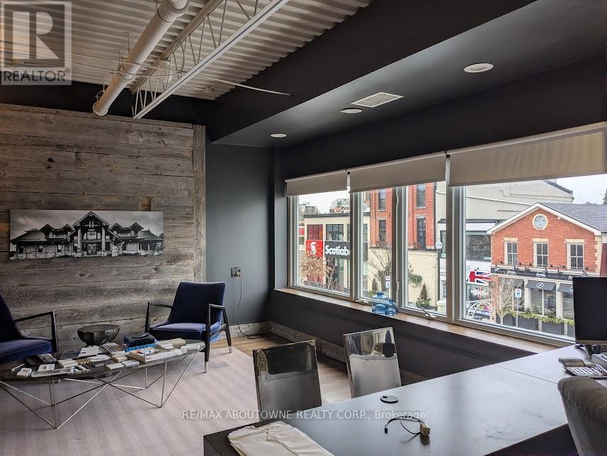 220 Lakeshore Road E, Oakville, ON