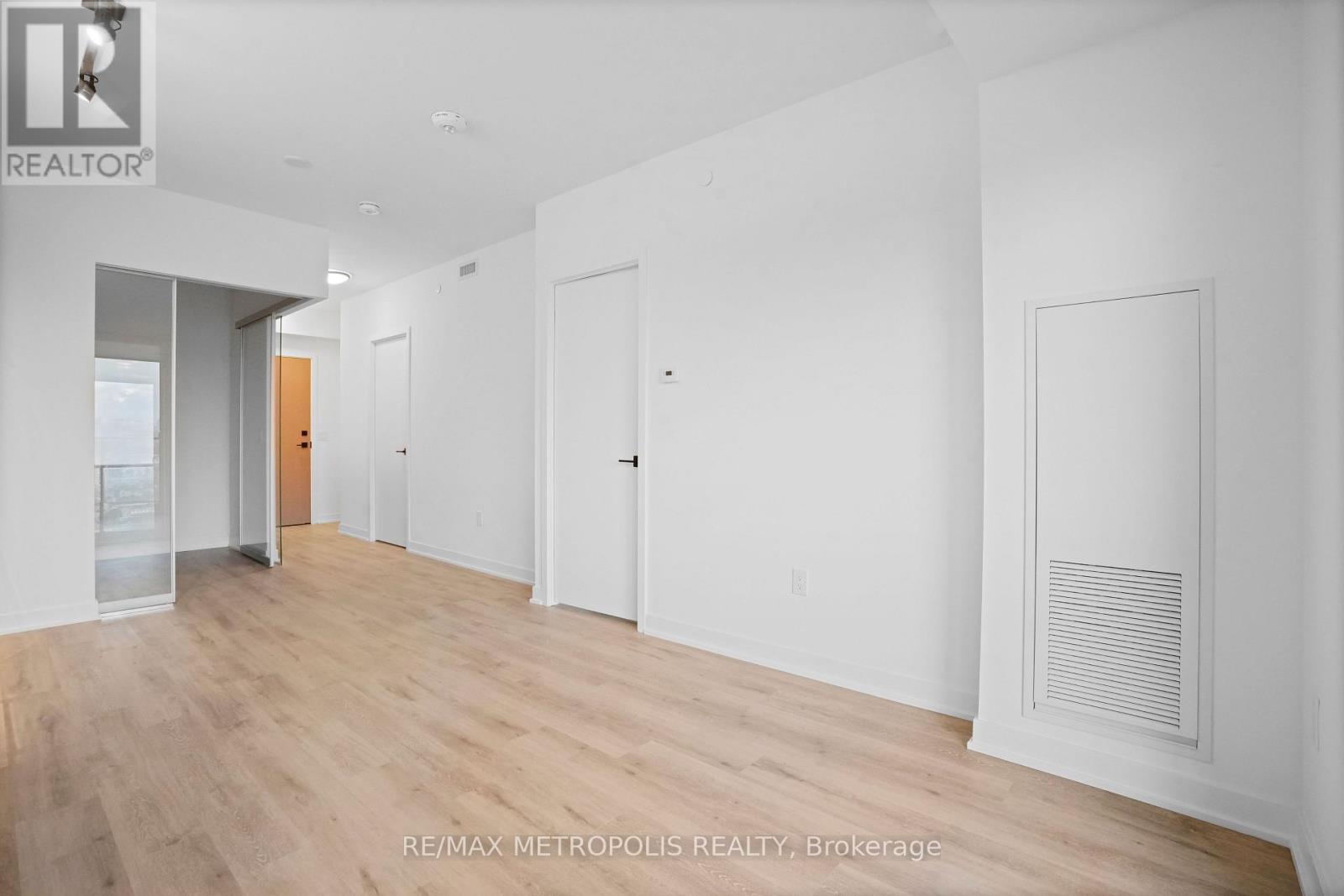 1205 - 36 Zorra Street, Toronto, ON - Indoor Photo Showing Other Room