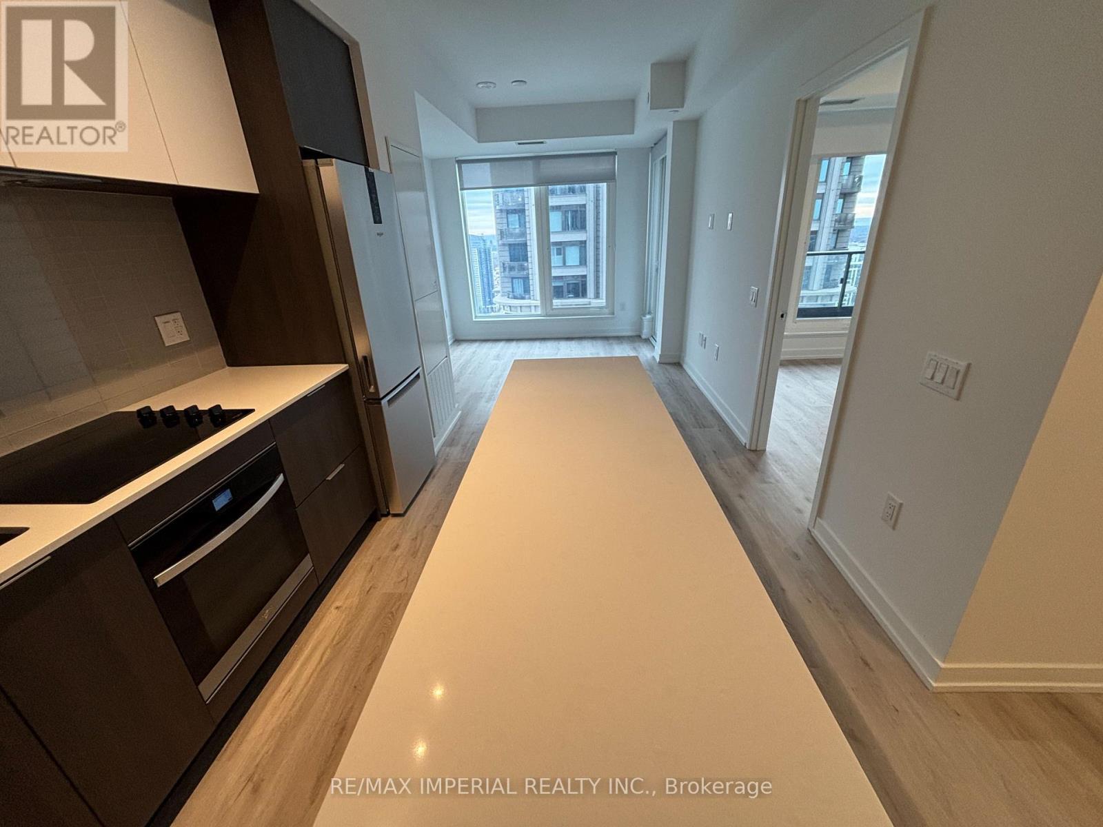 3306 - 395 Square One Drive, Mississauga, ON - Indoor