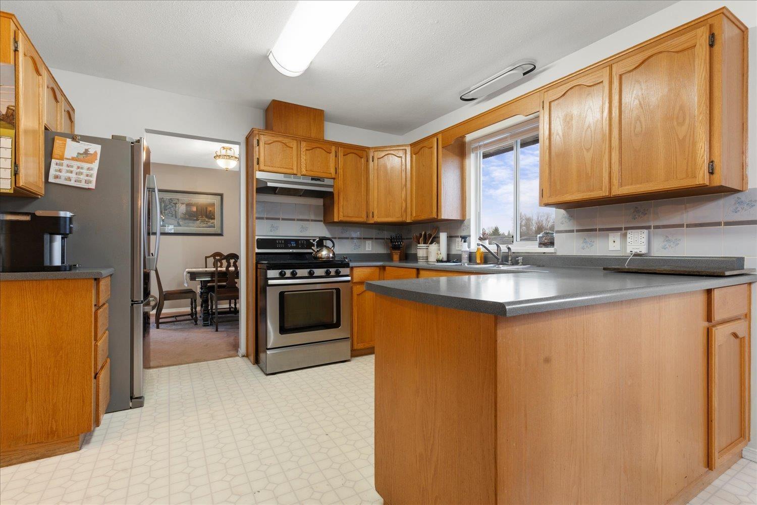 34615 Baldwin Road, Abbotsford, BC - Indoor Photo Showing Kitchen